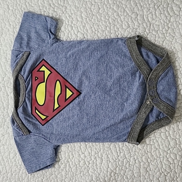 (Pre-loved) New Born justice league set - Picture 5 of 6